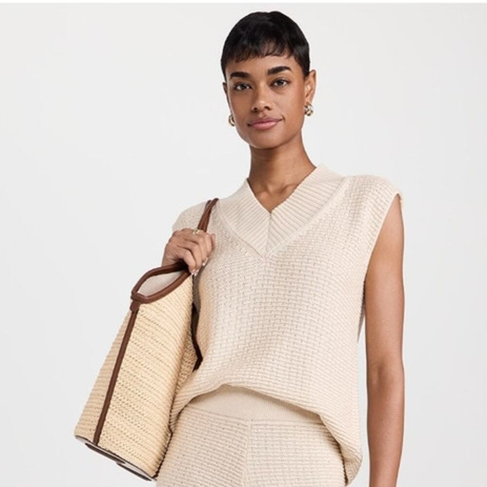Peixoto Andie Knit Sweater Vest V-Neck Pullover Touch of Sand Cream Size Medium